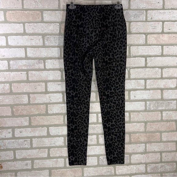 Boston Proper Gray Leopard Print Pull on Leggings Size XXS - Picture 9 of 12